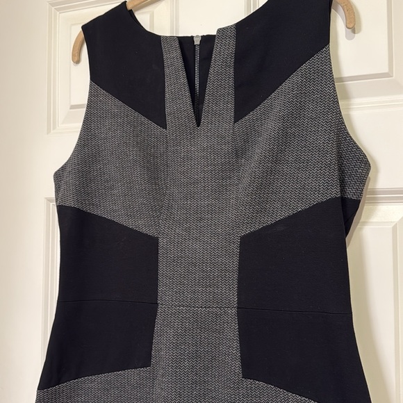 NYDJ Black & Gray Chevron Print Dress - Picture 2 of 4